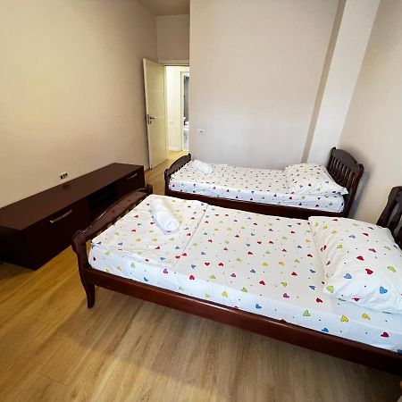 City Centre Apartments Тирана Екстер'єр фото