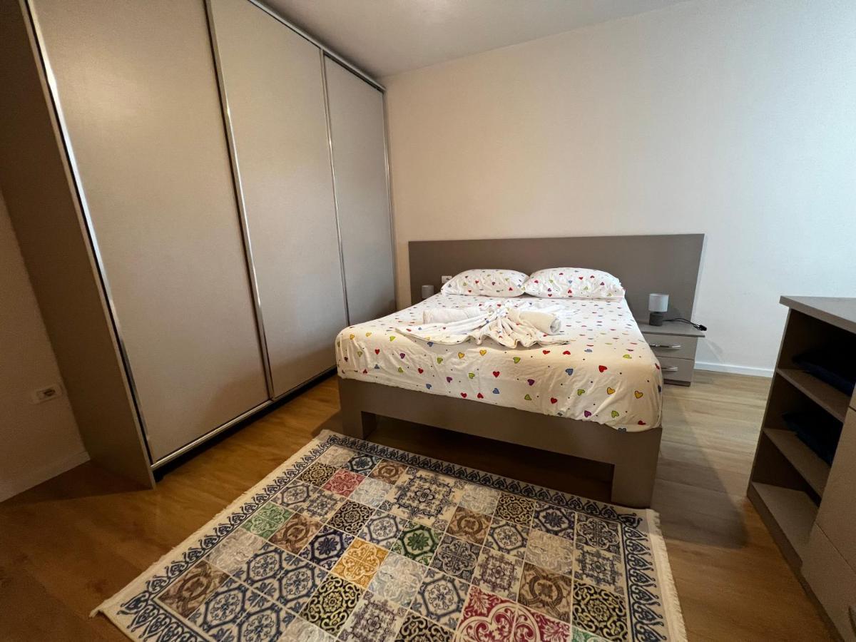 City Centre Apartments Тирана Екстер'єр фото