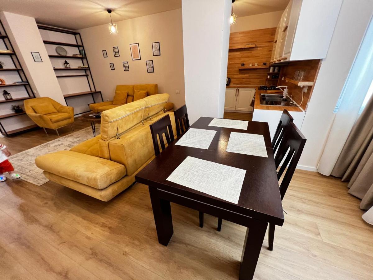 City Centre Apartments Тирана Екстер'єр фото