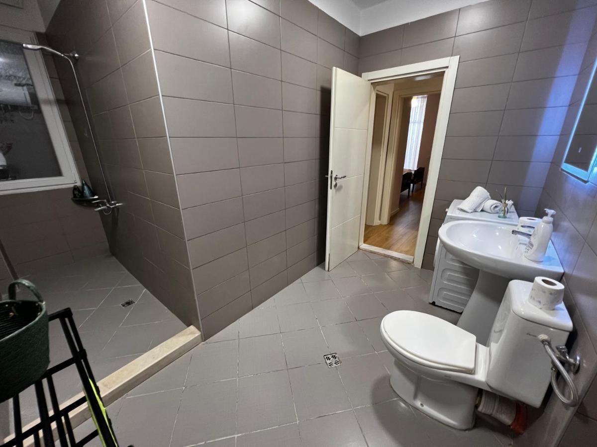 City Centre Apartments Тирана Екстер'єр фото