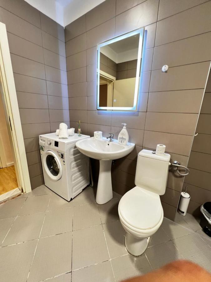 City Centre Apartments Тирана Екстер'єр фото